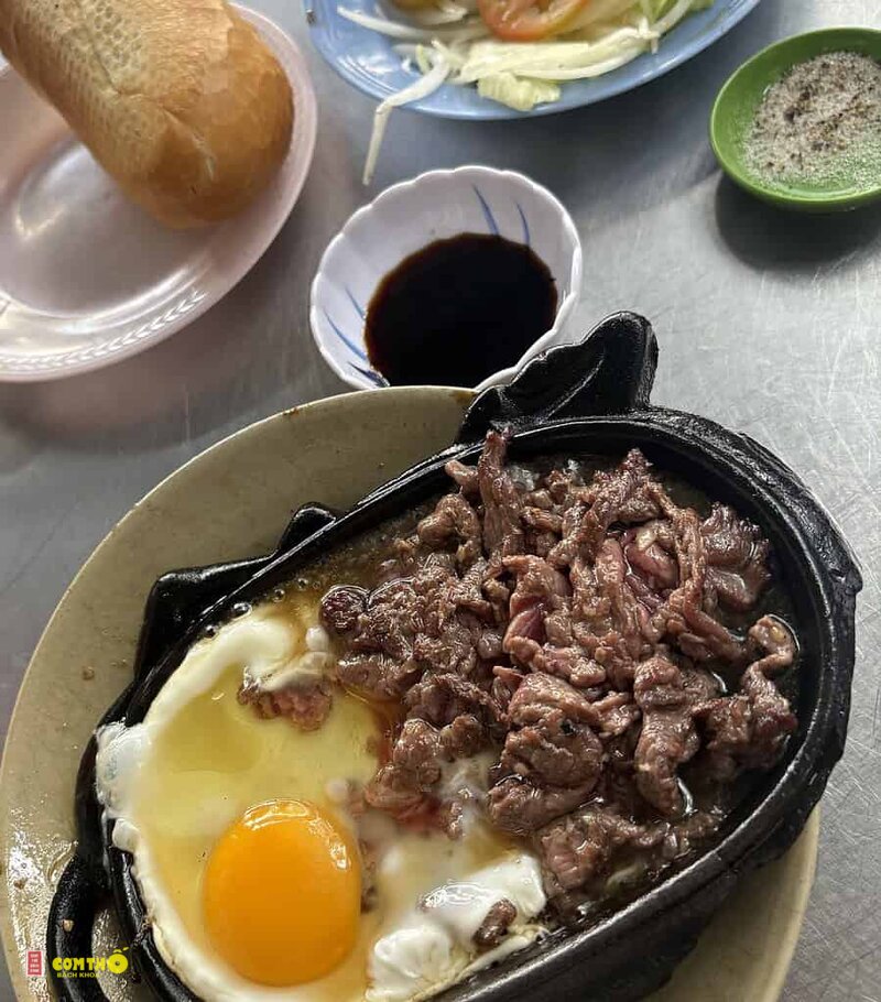 Bò né - Món ăn sáng nổi tiếng Sài Gòn