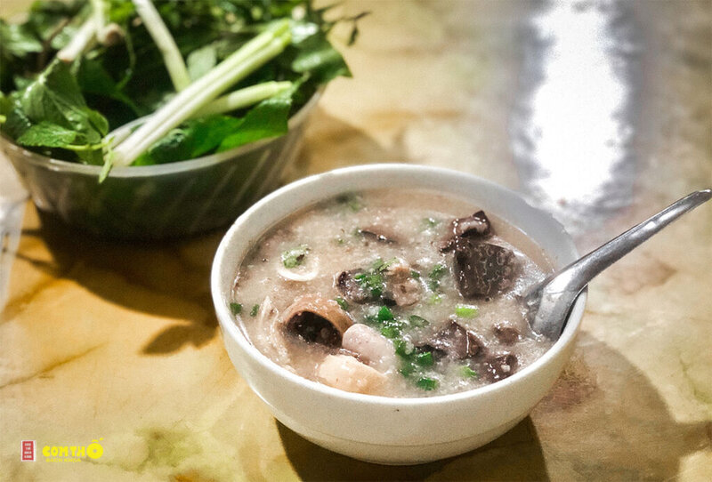 Cháo lòng - 6. Rang gạo trước khi nấu Cháo lòng - 6. Rang gạo trước khi nấu