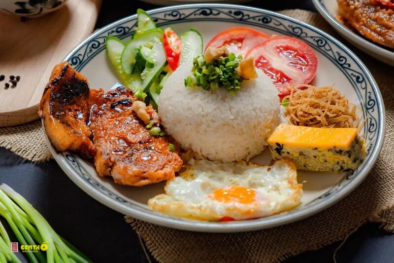 Cơm tấm - 4. Cơm tấm Long Xuyên Cơm tấm - 4. Cơm tấm Long Xuyên
