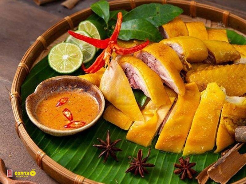 Gà ủ muối - Nguyên liệu cơ bản cho 1 con gà