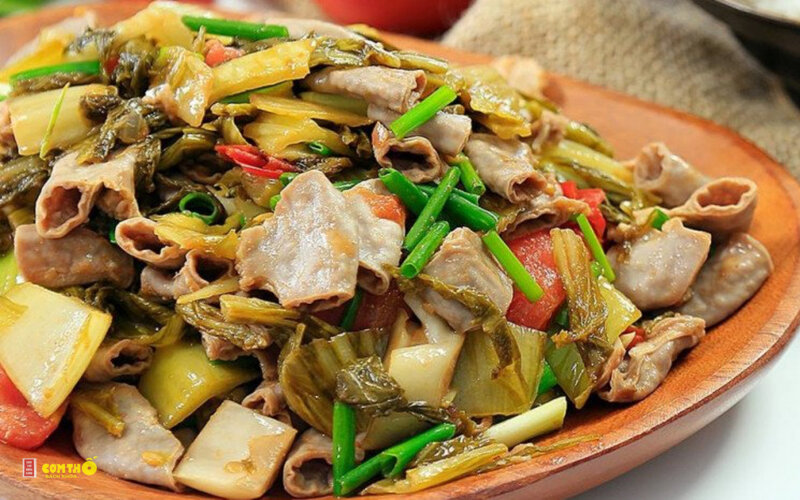 Lòng xào dưa - Bước 3: Chần sơ