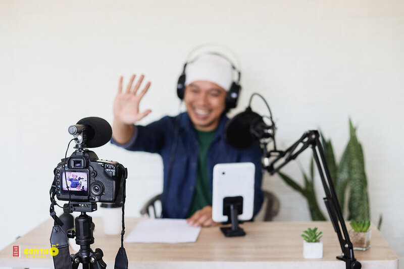Tải video YouTube - Xem ngoại tuyến trong nền tảng